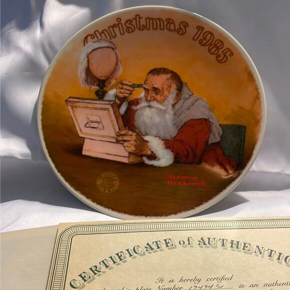1985 Bradford Exchange Norman Rockwell Plate Christmas Grandpa Plays Santa - Picture 1 of 4